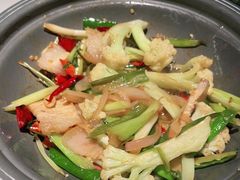 -荷塘秋月·本帮江浙菜(国权路店)