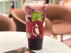 霸气冰淇淋桑葚-奈雪的茶(国金中心店)