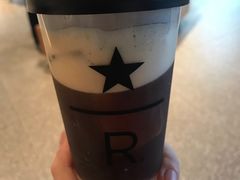 -星巴克臻选(上海合生汇1F店)