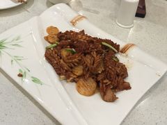 -闫府私房菜(经四路万达店)