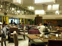 -上海滴水湖皇冠假日酒店