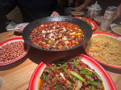 -泥糊破店小酒馆·团建聚餐(南京西路店)