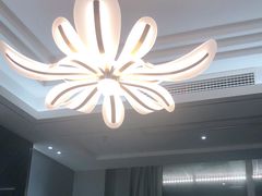 -南京悦客假日酒店