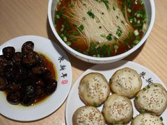 -朱新年·苏式汤团·面点(北寺塔店)