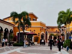 -佛罗伦萨小镇广佛名品奥特莱斯(疏港路店)