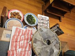 -沸炉重庆老火锅(军事博物馆店)