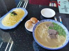 -十二忠手拉面(五福店)