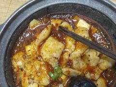 -极有家小鱼小鸡石锅煲(佳兆业店)