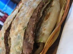-溢心园香河肉饼总店