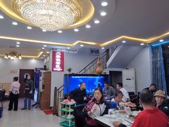 -清真磊磊烧烤老店(饮虎池街34号店)