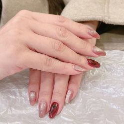 -灰姑娘美甲美睫馆