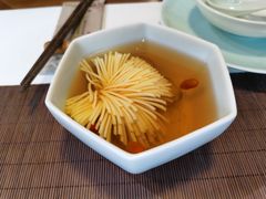 -荷风细雨·中国茶宴(碧云店)