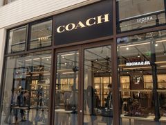 -斯普瑞斯奥特莱斯