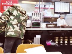 -南城香·饭香串香馄饨香(青年路店)