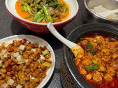 -万重锦·人文川菜馆(骡马市店)