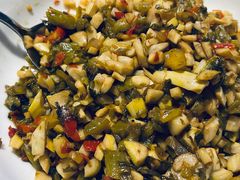 -费大厨辣椒炒肉(万家丽一店)