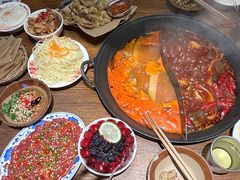 -萍姐火锅·公路夜市(武汉首店)