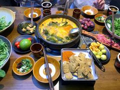 -贵厨酸汤牛肉(花果园国际中心店)