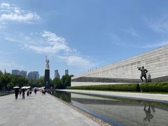 -侵华日军南京大屠杀遇难同胞纪念馆-停车场