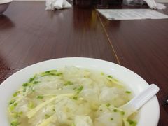 -陆氏馄饨(烟雨长廊店)