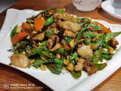 -乐山烧烤·罗田吊锅·小龙虾(航天兴隆国际店)