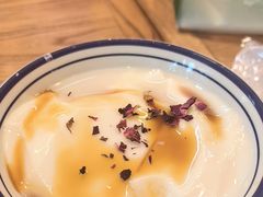 -云阿蛮云南生烫牛肉米线(奉贤路店)