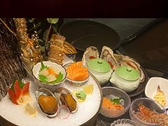 -半岛翡丽海鲜自助餐厅(观风亭店)
