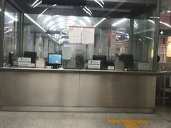 -铁西广场(地铁站)
