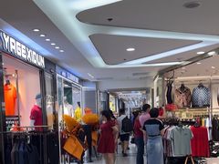 -广州白马服装市场