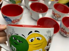 -m豆巧克力世界(上海世茂广场店)