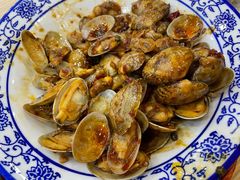 香辣花甲-江城燕子大排档(江汉路步行街店)