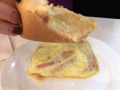 -香港新发烧腊茶餐厅(万象店)