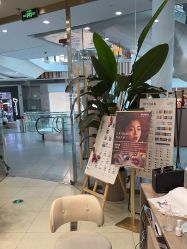 -进巍美甲美睫店