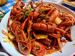 -老街烧烤大排档·地道湖北菜·龙虾馆(汉口火车站店)