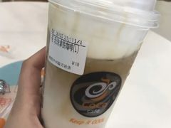 拿铁咖啡-CoCo都可(西安路民勇店)
