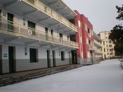 -周口市第四初级中学