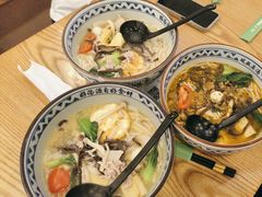 -蒙自源米线大王(信利城市广场店)