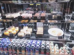 -西西弗书店&矢量咖啡(凯德晶萃广场店)