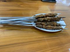 羊肉串-伊清斋牛肉面(华佗路店)