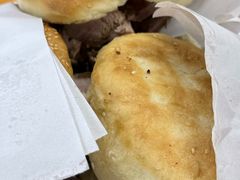 烧饼夹肉-京东一绝西海子西园烧饼夹肉