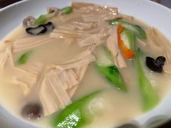-汤城小厨•粤菜•靓汤(苏州街店)