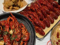 -肥肥虾庄·金牌油焖大虾(杨园滨江时代walk店)
