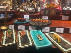 -雍容荟帝王蟹活龙虾展台自助(IFS黑金店)