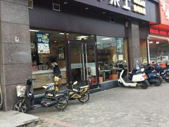 门面-华莱士·全鸡汉堡(光华路店)