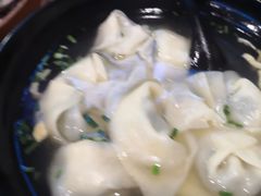 荠菜馄饨-大龙汤包