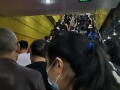 -红土地(地铁站)