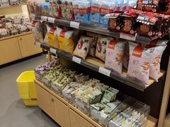 零售区-良品铺子(大唐西市店)