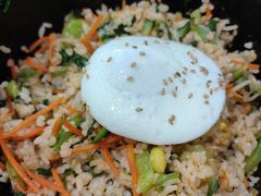 -拌来拌去石鍋拌飯(文鼎店)