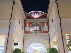 -佛罗伦萨小镇广佛名品奥特莱斯(疏港路店)