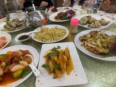 -鹏城人家海鲜酒家·23年老字号(较场尾店)